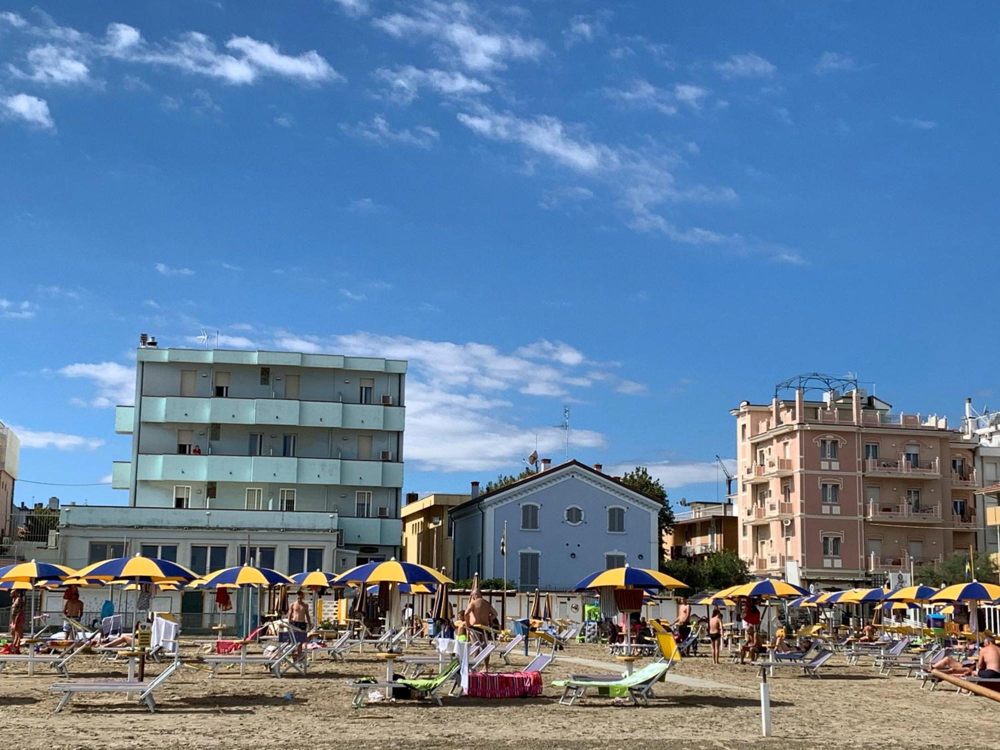 Hotel Acquamarina Viserba Rimini Eksteriør billede