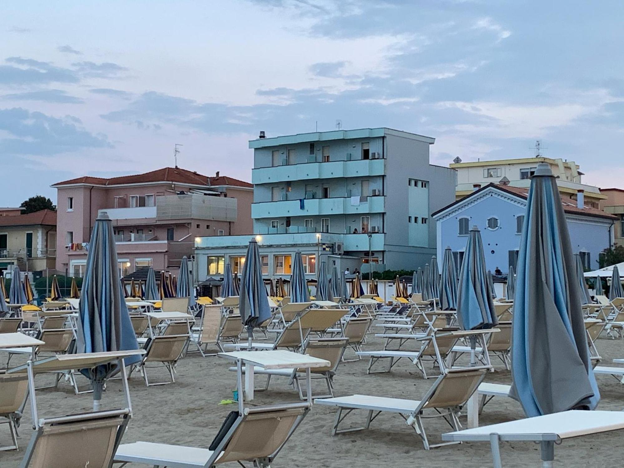 Hotel Acquamarina Viserba Rimini Eksteriør billede