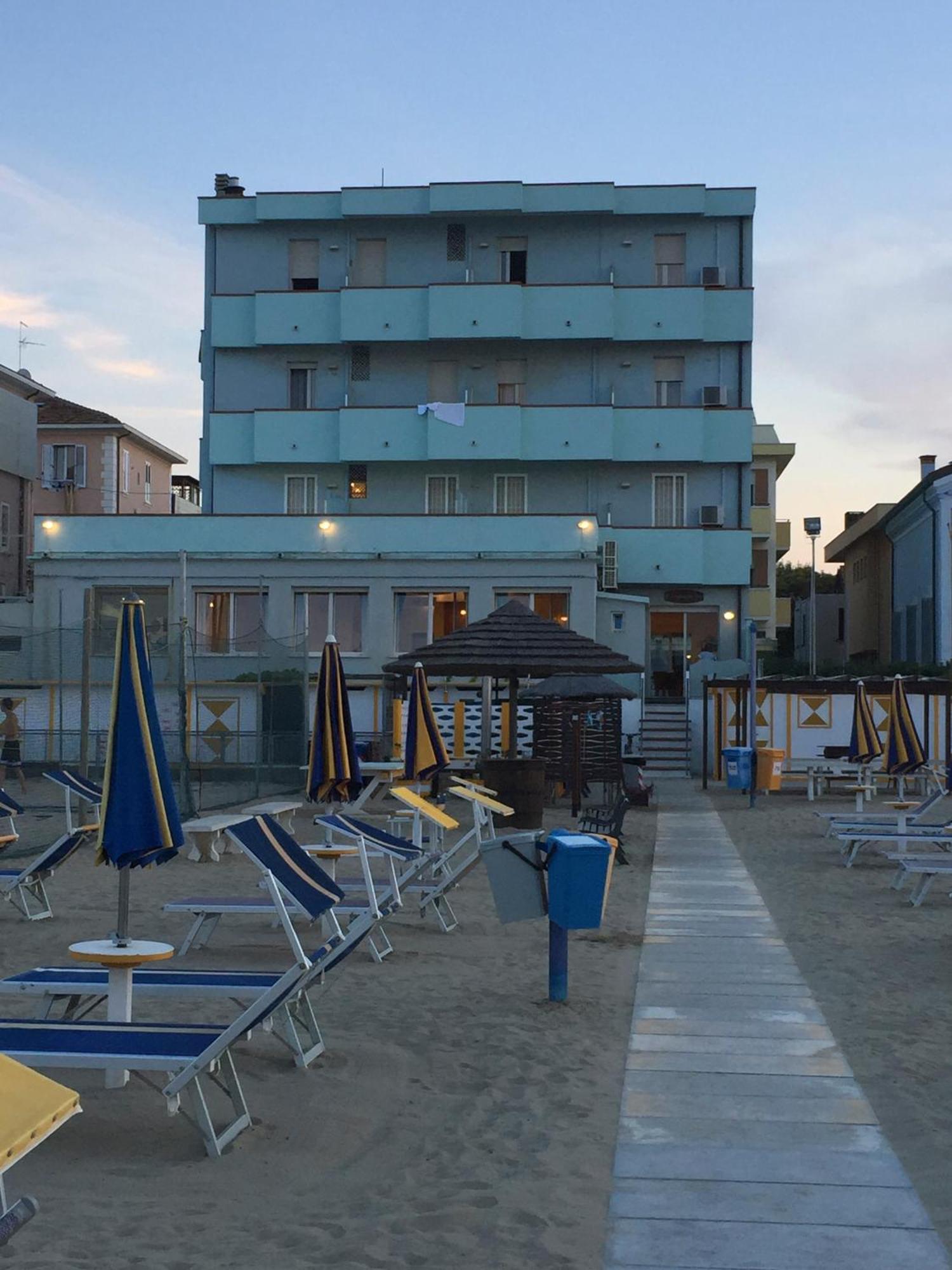 Hotel Acquamarina Viserba Rimini Eksteriør billede