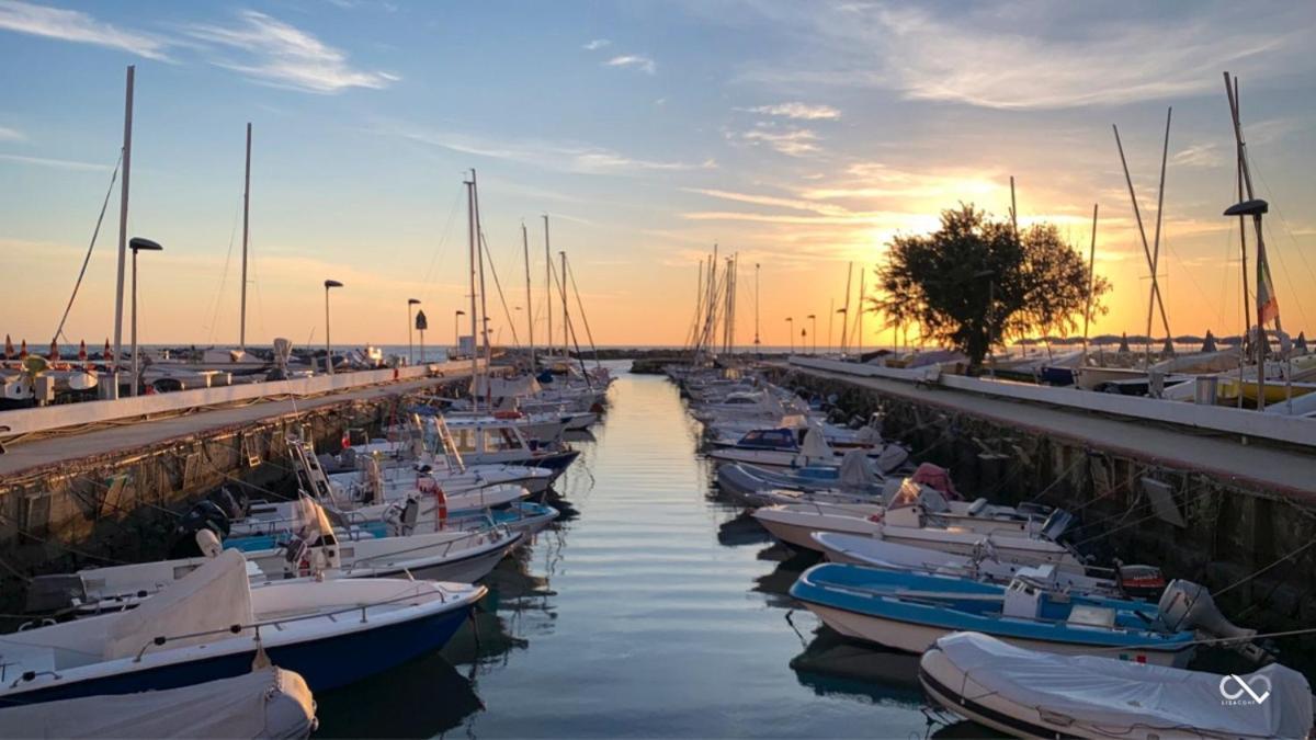 Hotel Acquamarina Viserba Rimini Eksteriør billede
